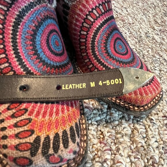 Lady Captiva Brown Belt, Engraved Silver Concho Southwest Cowgirl, Size Medium - Picture 8 of 11